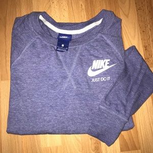 Nike crew neck long sleeve tee